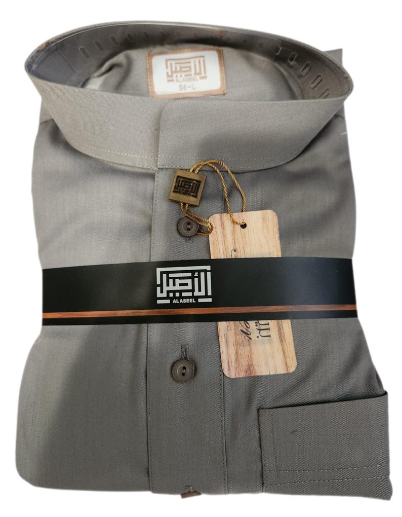 Men's Saudi Style Al Aseel Thobe: Traditional Elegance